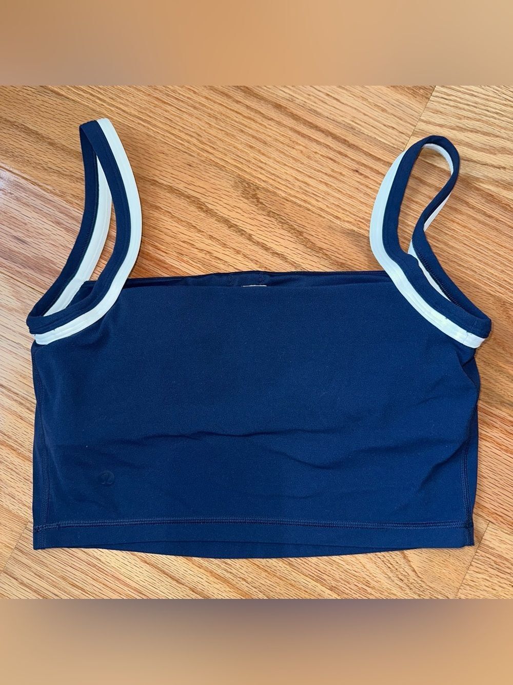 Medium/ 8 Lululemon Nulu Cropped Tank Top *sport meets studio set - navy blue